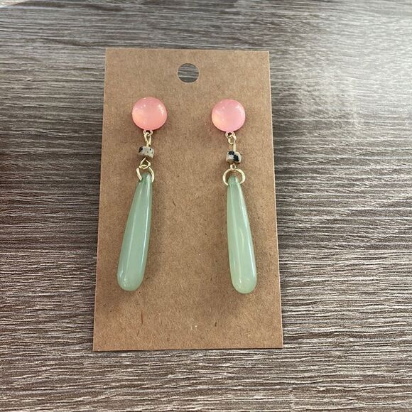 BohemianāpastelācolorādropāearringsāN44 - Picture 1 of 3